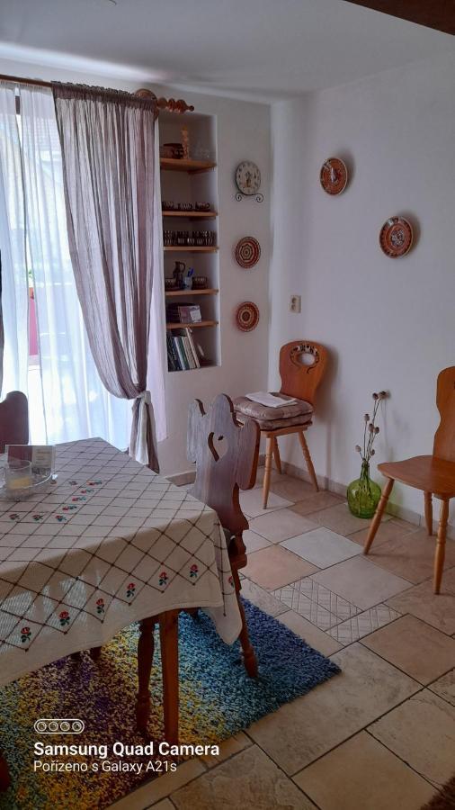 Appartamento Atelier Spojovaci Český Krumlov Esterno foto