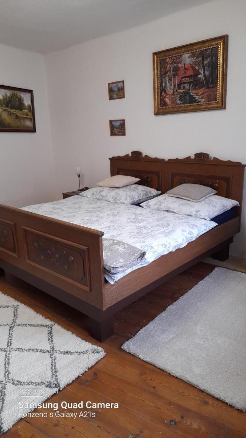 Appartamento Atelier Spojovaci Český Krumlov Esterno foto