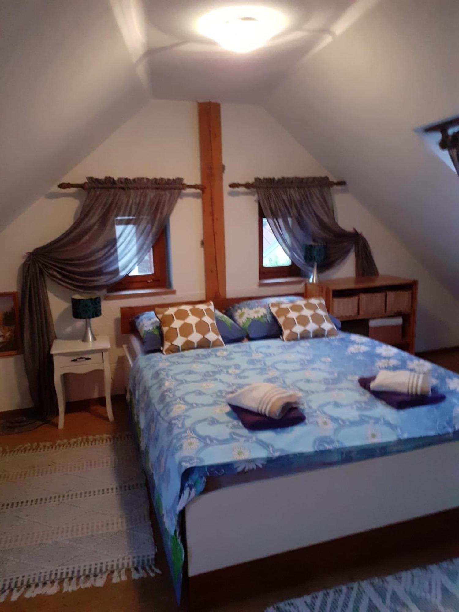 Appartamento Atelier Spojovaci Český Krumlov Esterno foto